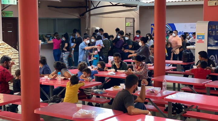 Llega vuelo a San Pedro Sula con 148 migrantes retornados de Estados Unidos