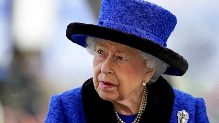 Las complicaciones de salud de la reina Isabel II enciende las alarmas tras cancelar viaje