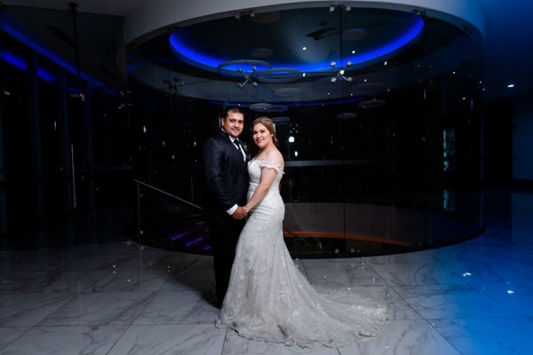 Eduardo Pinto y Victoria Henríquez casados en una boda inolvidable