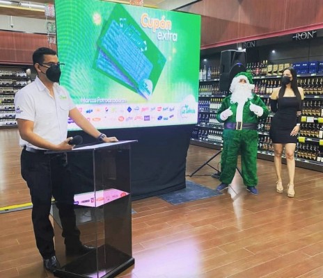 Supermercados La Colonia lanza promoción “El cupón navideño de la fortuna” 
