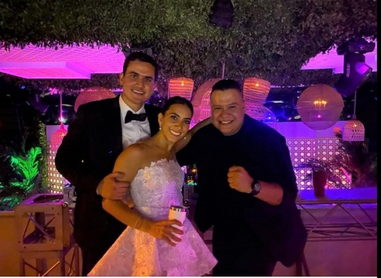 la boda de Victoria Atala y Jorge Panayotti