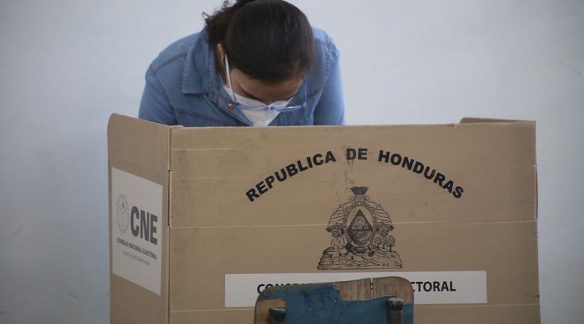 Roberto Cosenza llama a votar masivamente pero con medidas de bioseguridad