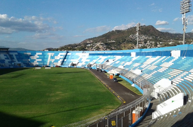 Concluye pintado del Estadio Nacional de Tegucigalpa para toma de poción de la presidenta electa Xiomara Castro