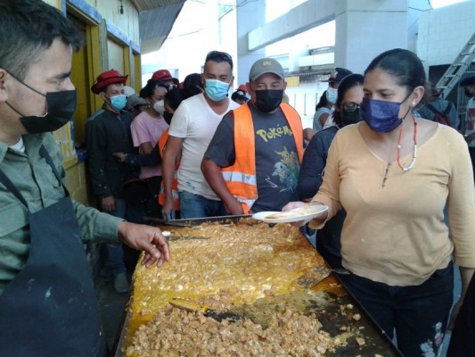 Concluye pintado del Estadio Nacional de Tegucigalpa para toma de poción de la presidenta electa Xiomara Castro