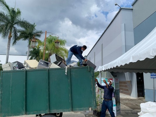 Sampedranos responden al "Reciclatón" organizado por la CCIC 