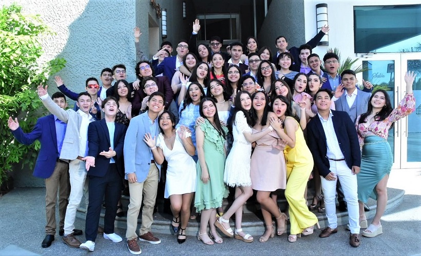 Divertida mañana en el senior Breakfast de la Clase 2022 la Saint Peter’s Academy