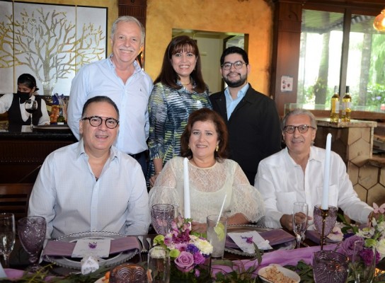 Juan Carlos Membreño, Marlene Mejía de Lanzas, José Mario Dabdoub Jr, Carlos Mejía, Audelia Mahchi de Dabdoub, José Mario Dabdoub