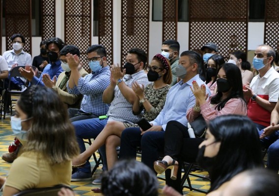 Sampedranos disfrutaron de recital de Canto, Piano y Poesía