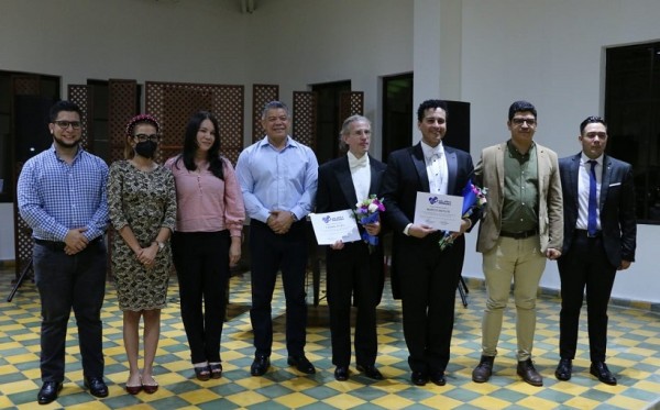 Sampedranos disfrutaron de recital de Canto, Piano y Poesía