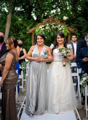 La Boda Fernando y Candy… un “Sí, quiero” ante Dios al natural