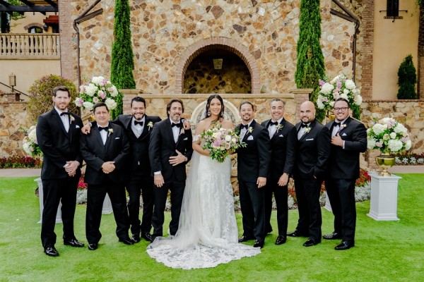 La boda de Roger Triminio y Sara Hernández en un escenario ‘de película’