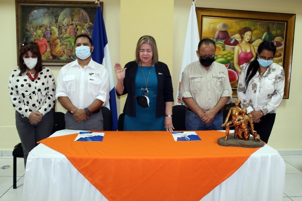 UCENM firma importante convenio de cooperación con la Alcaldía del municipio de Márcala, La Paz