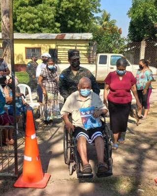 105 Brigada de Infantería lleva brigada de médica a Campo Amapa 