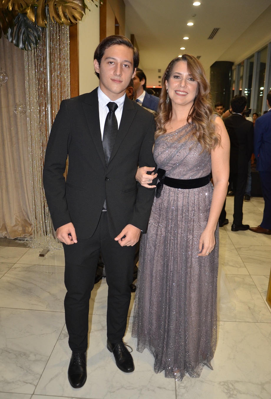 Elegancia y alegría en la fantástica gala de graduación de la SERAN School