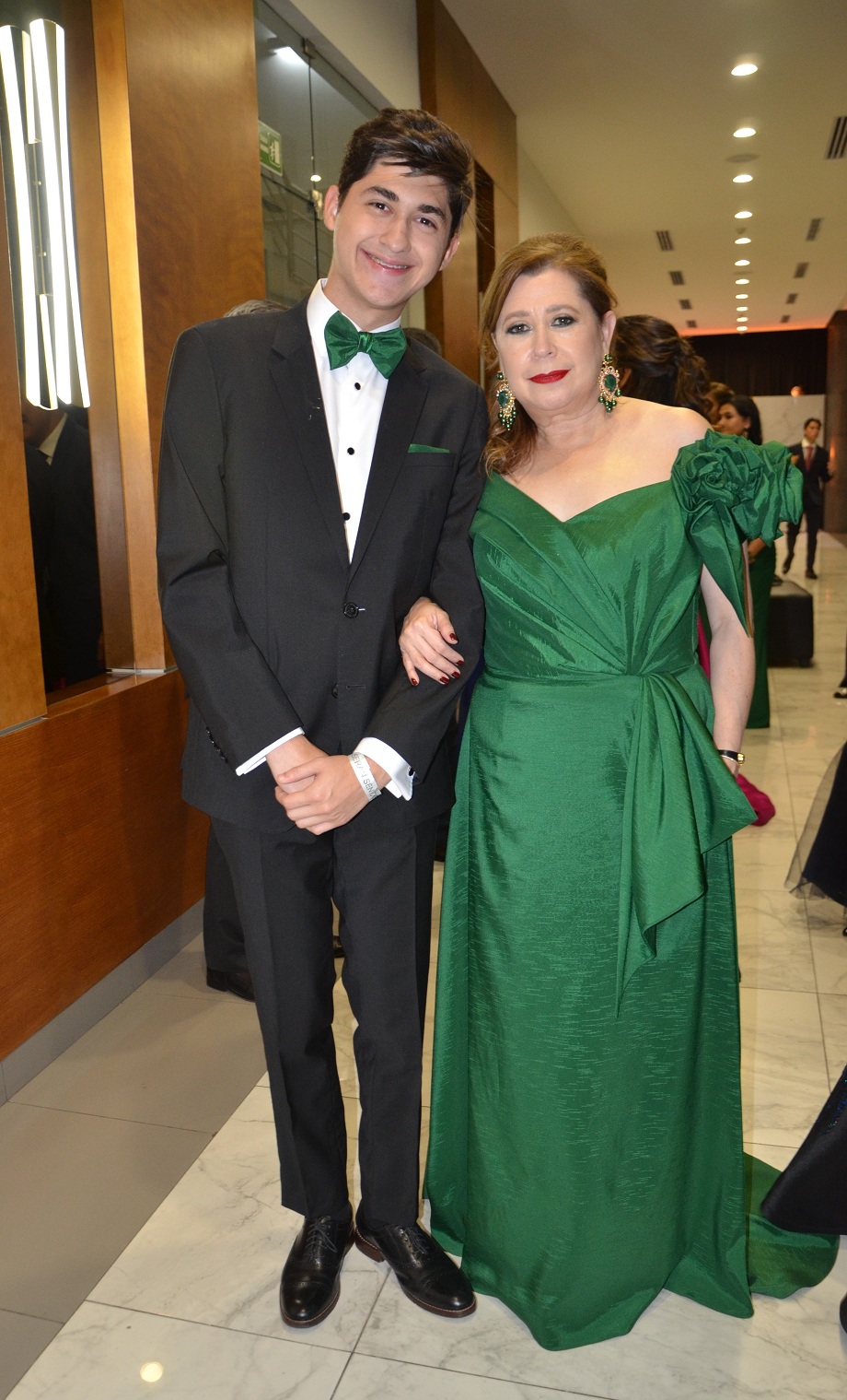 Elegancia y alegría en la fantástica gala de graduación de la SERAN School