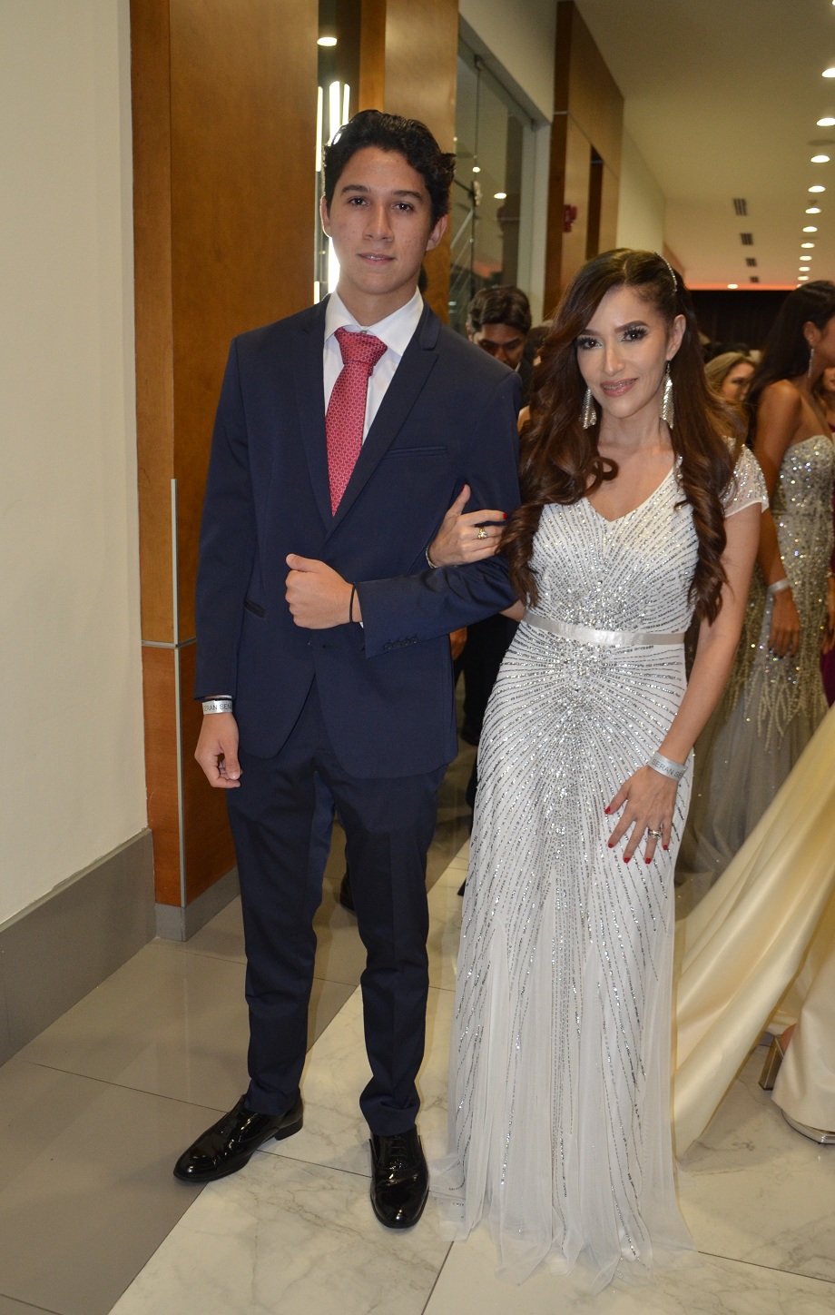 Elegancia y alegría en la fantástica gala de graduación de la SERAN School