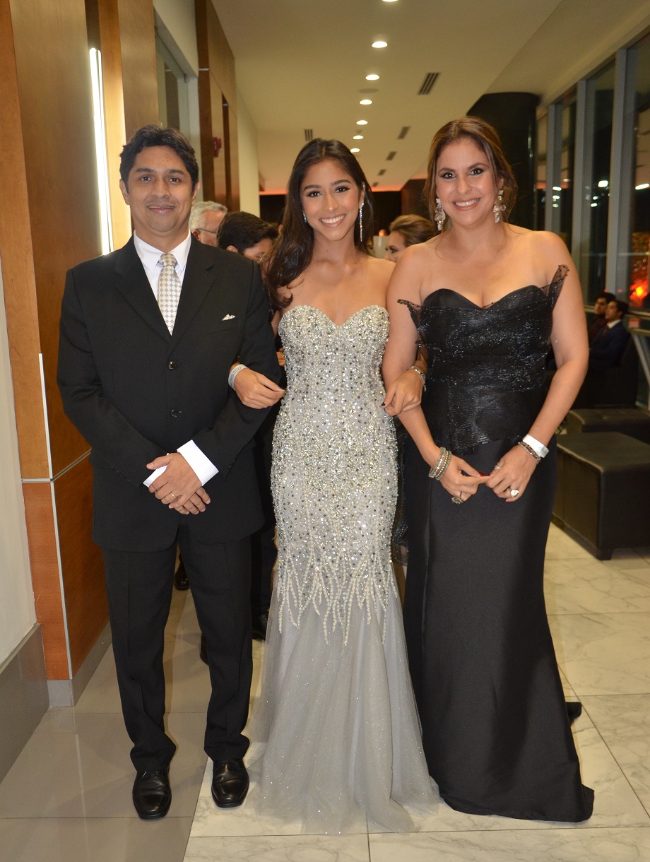 Elegancia y alegría en la fantástica gala de graduación de la SERAN School