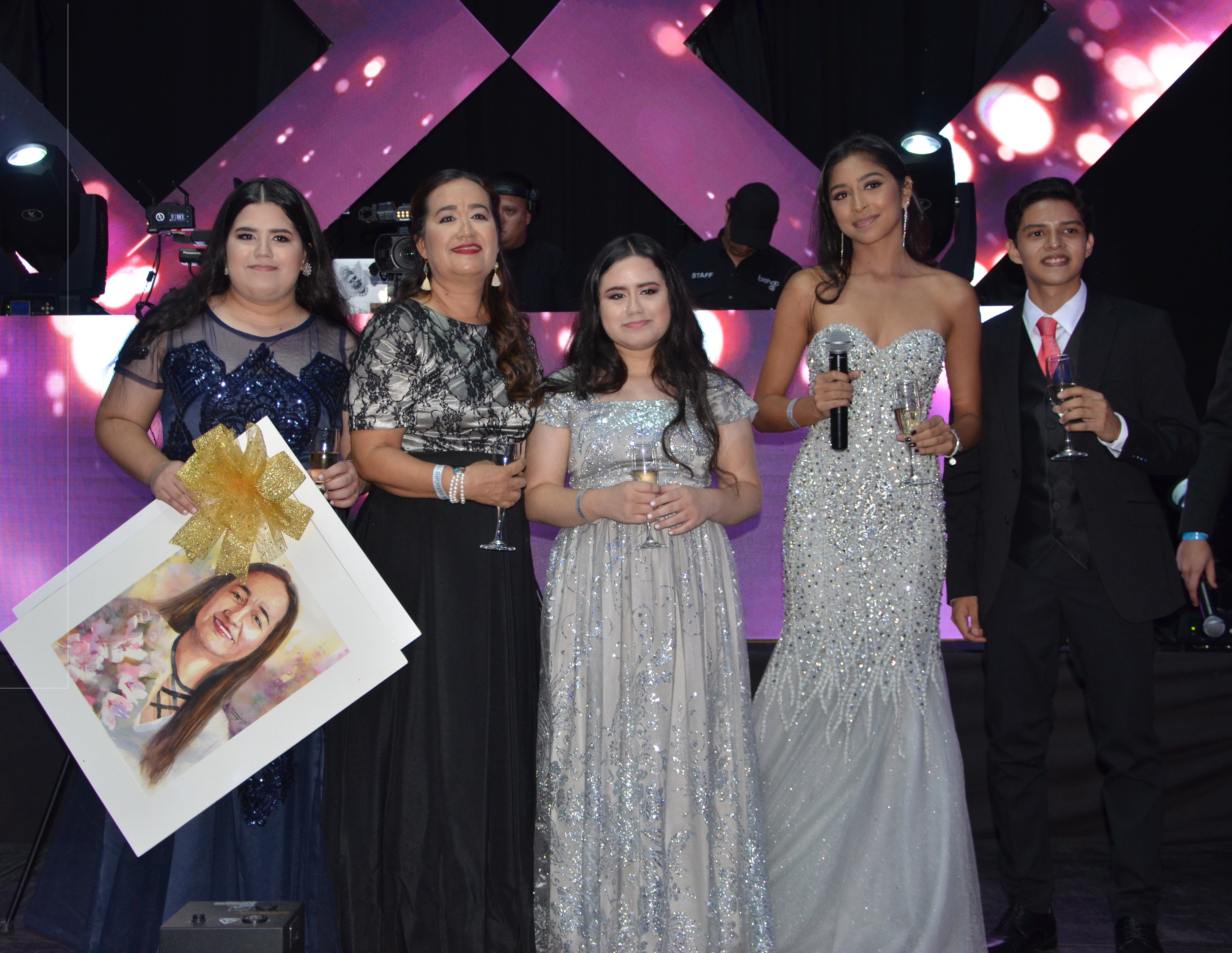 Elegancia y alegría en la fantástica gala de graduación de la SERAN School