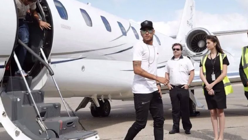 Jet privado de Neymar aterriza de emergencia en el norte de Brasil por 