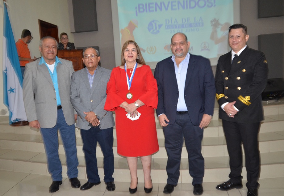 UCENM conmemora el Día Internacional de la Gente de Mar