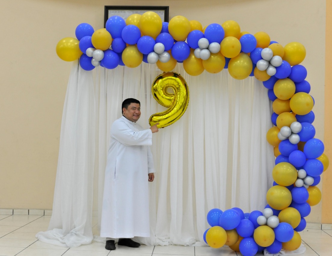 9 Aniversario de ordenación sacerdotal del padre Luis Amador