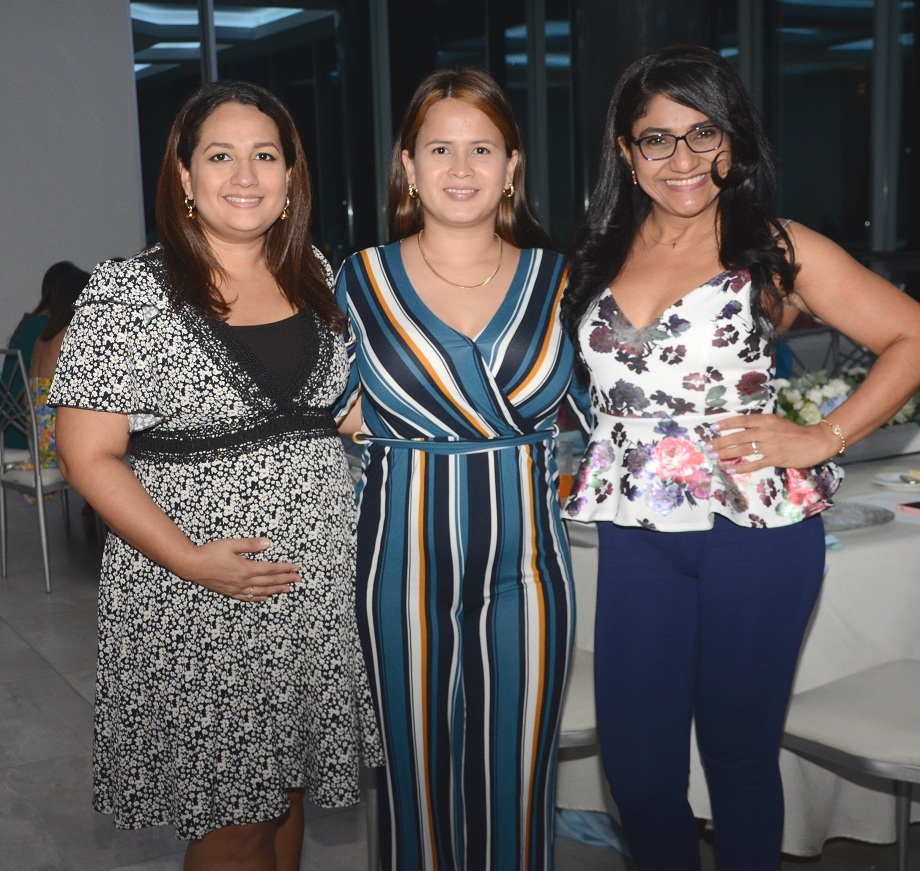 Baby shower en honor a Alejandra Alfaro de Beltrán