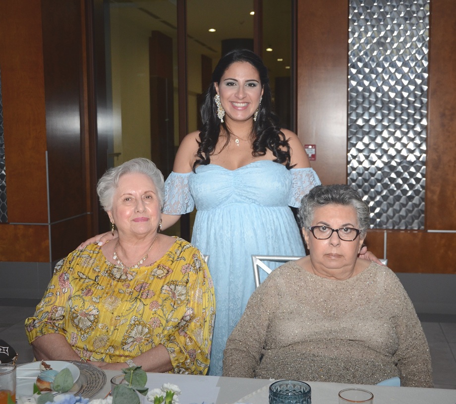 Baby shower en honor a Alejandra Alfaro de Beltrán