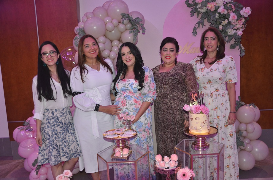 Tierno baby shower para darle la bienvenida a Mariangel