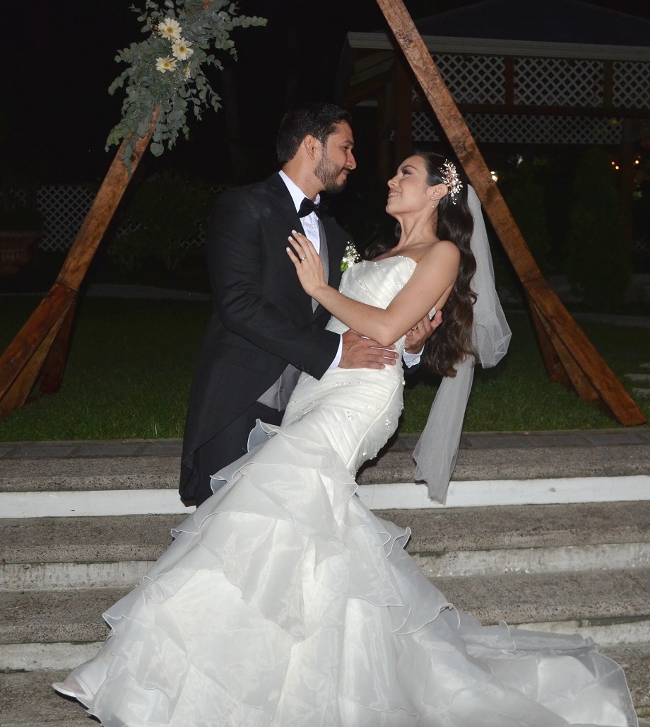 Boda David Cerrato y Samara Ewens 