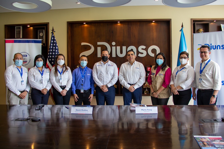 USAID a través de su proyecto “Creando Mi Futuro Aquí”, firma memorándum de entendimiento con Diunsa