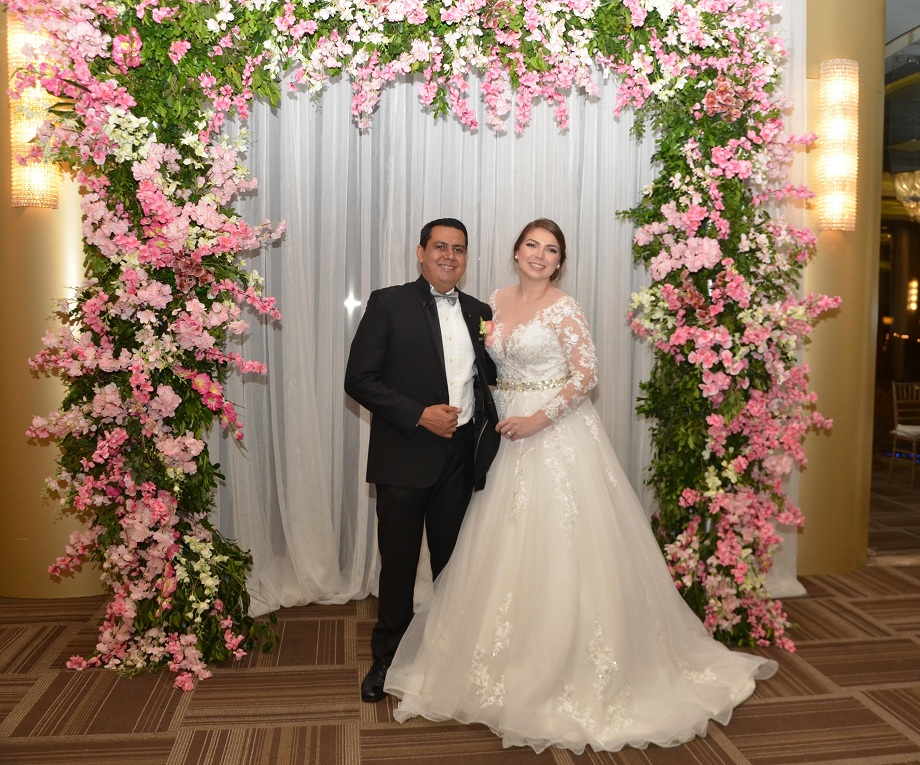 La romántica boda de Héctor Solís y Aimeé Hernández