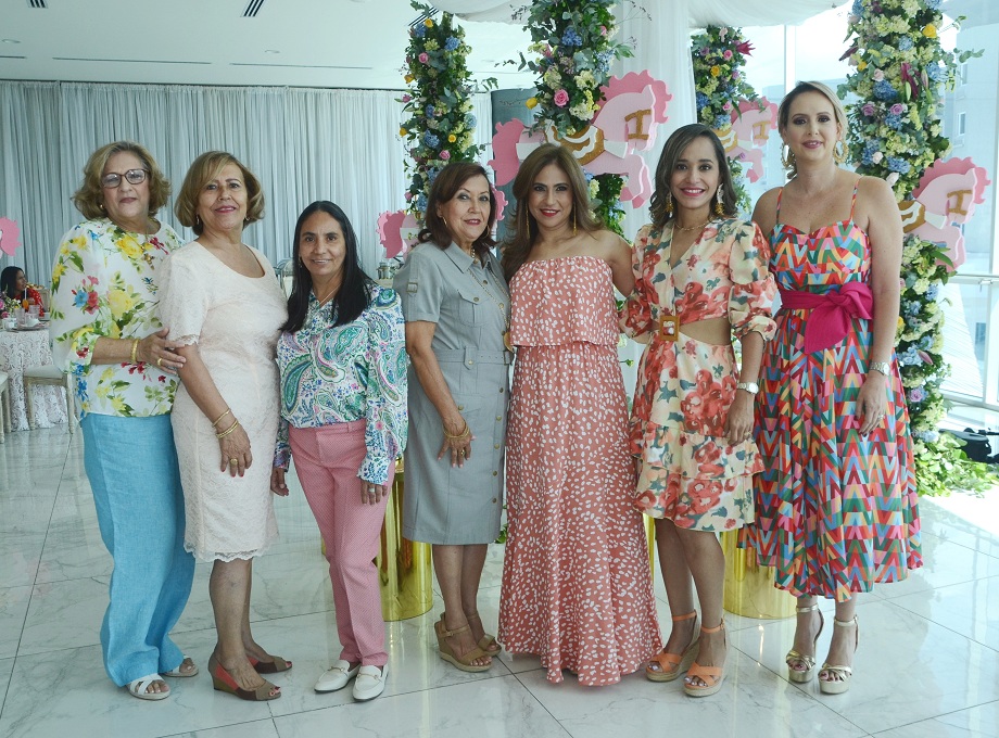 Tierno baby shower para darle la bienvenida a Ángeles Catlotta