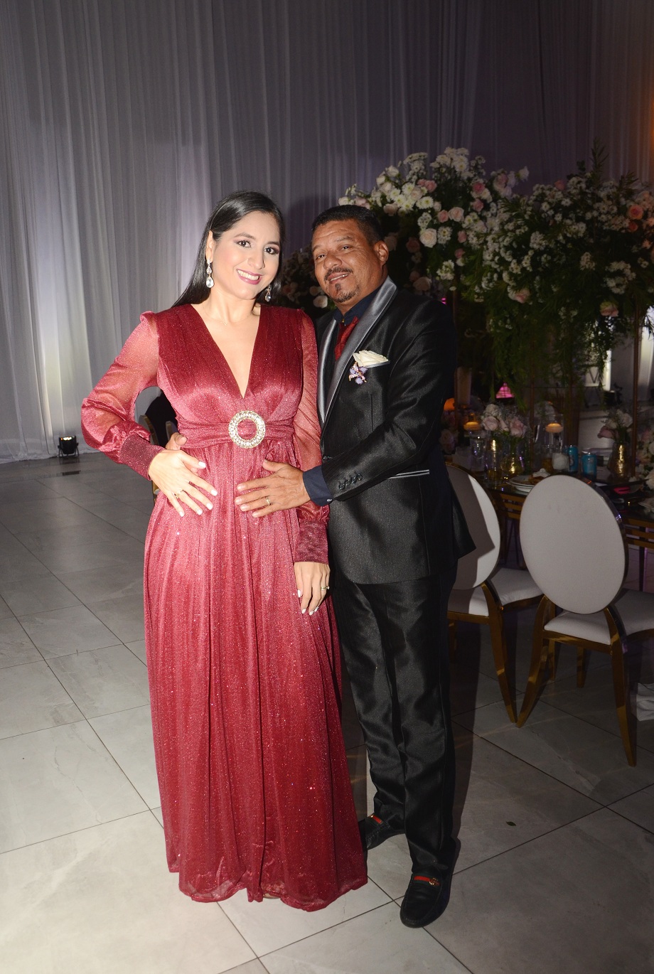 La boda de Henry Roberto y Sheril Gissel… un amor justo a la medida