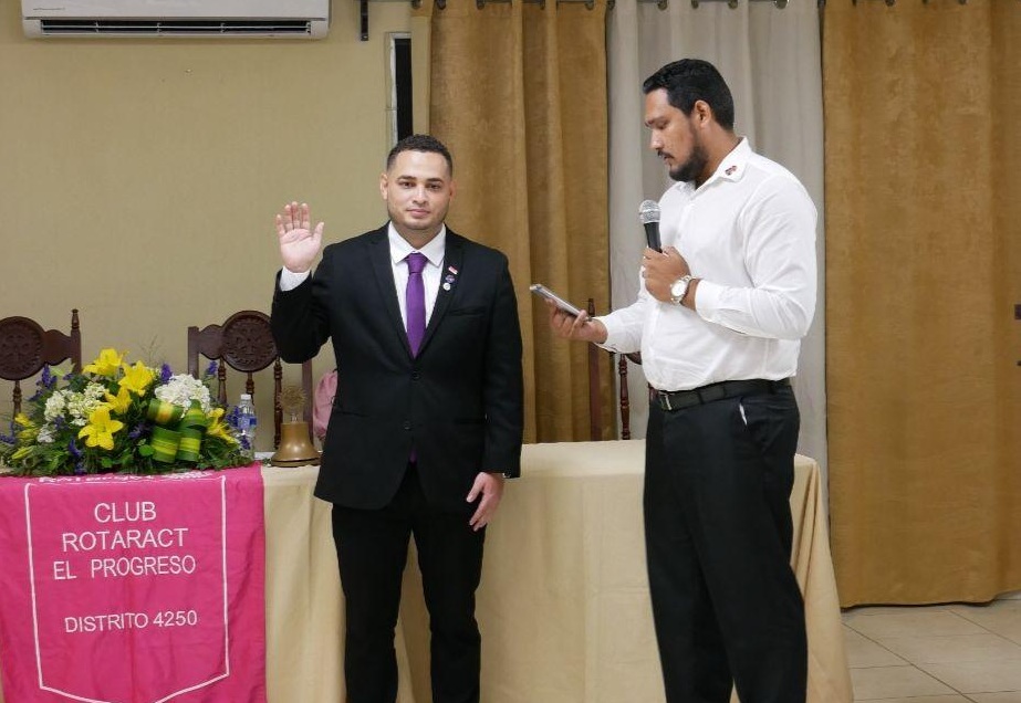 Brayan Antonio Ochoa es el nuevo presidente de Club Rotaract El Progreso