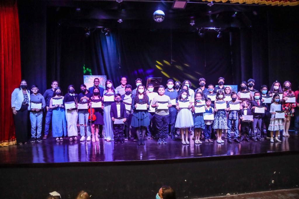 Concierto de cierre del curso de verano de la Academia de Artes Oviedo