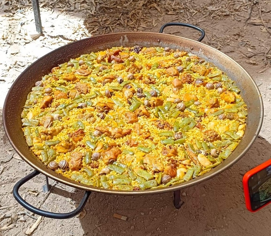 El chef hondureño Adán Ventura gana el premio a la mejor paella internacional en Valencia, España 