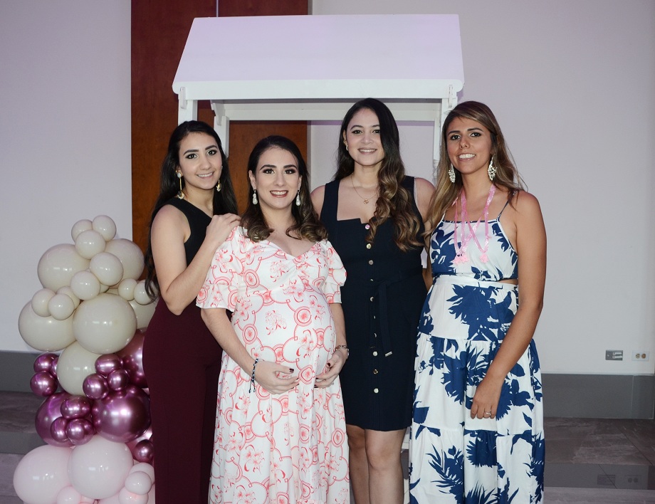 Fabuloso baby shower en honor a Noor Canahuati