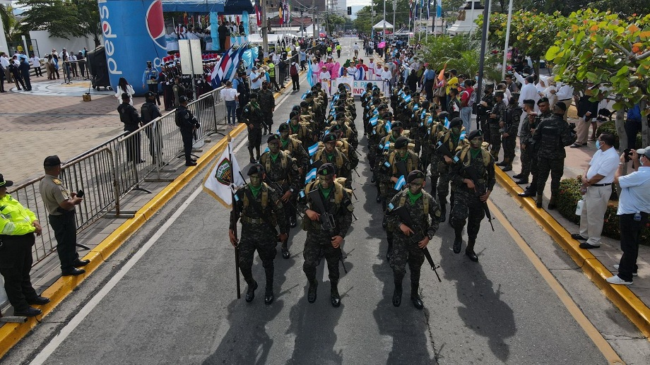 Con mucho civismo celebran las fiestas patrias San Pedro Sula 