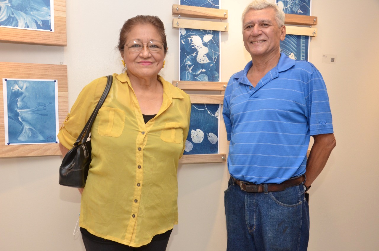 Exposición pictórica “Azul” de la artista Pamela Letona