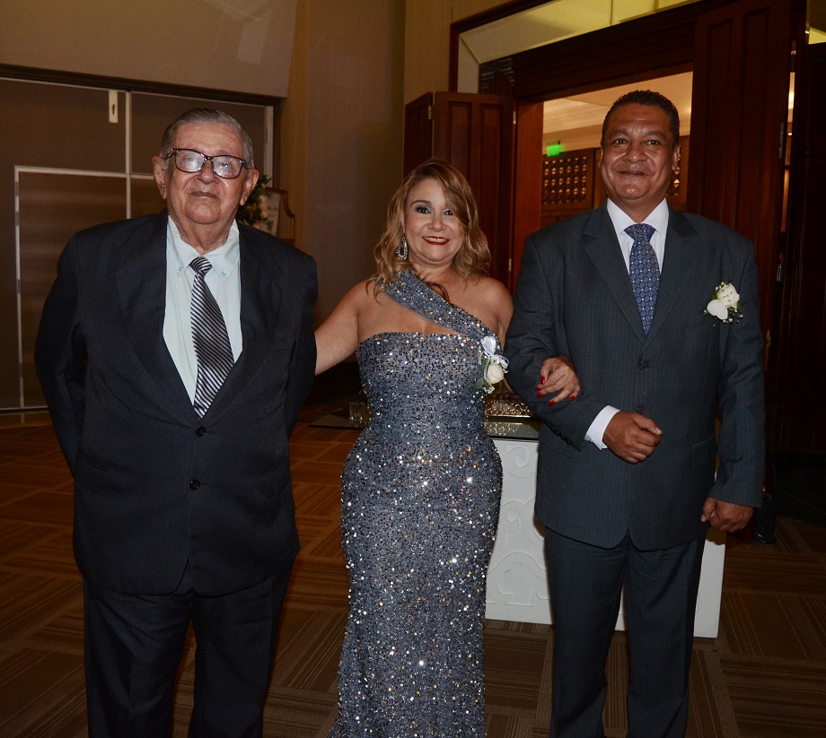 La boda de Michelle Buendía y Gerardo Elvir… una gran velada llena de amor