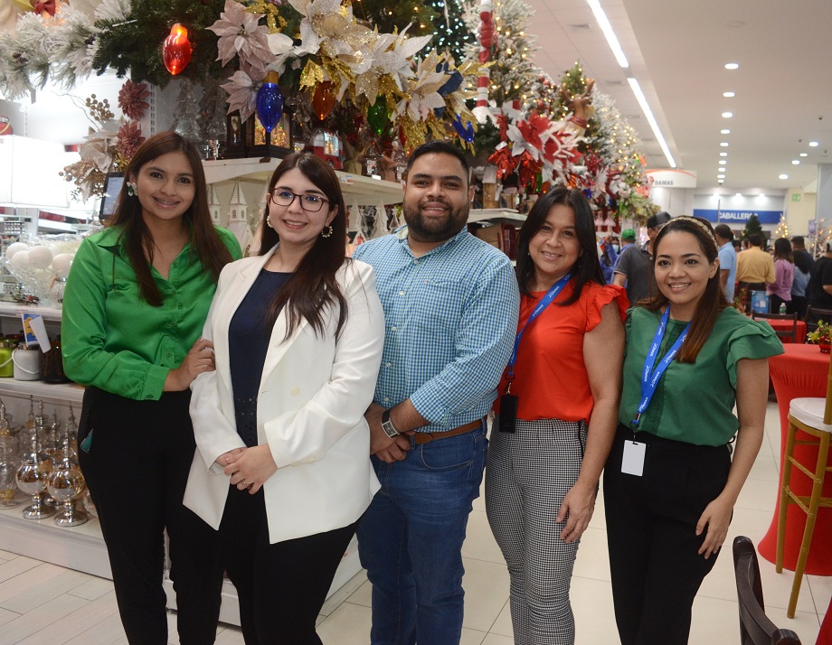 Diunsa presenta a sus clientes las nuevas tendencias de la temporada en su espectacular cóctel navideño