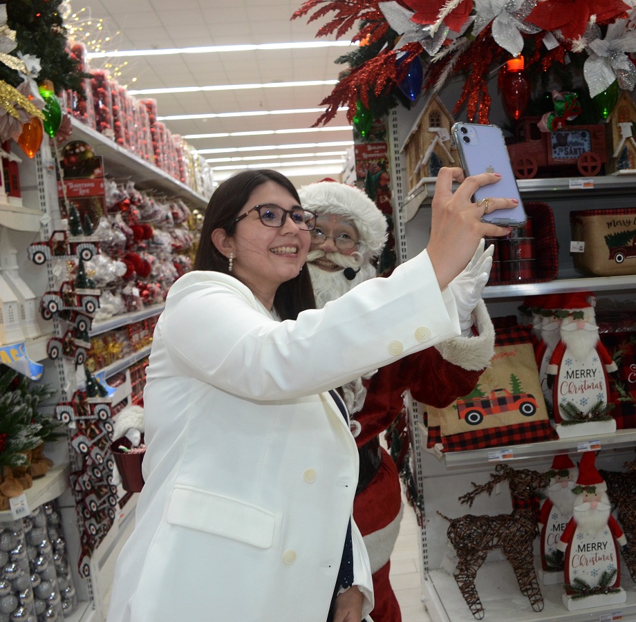 Diunsa presenta a sus clientes las nuevas tendencias de la temporada en su espectacular cóctel navideño
