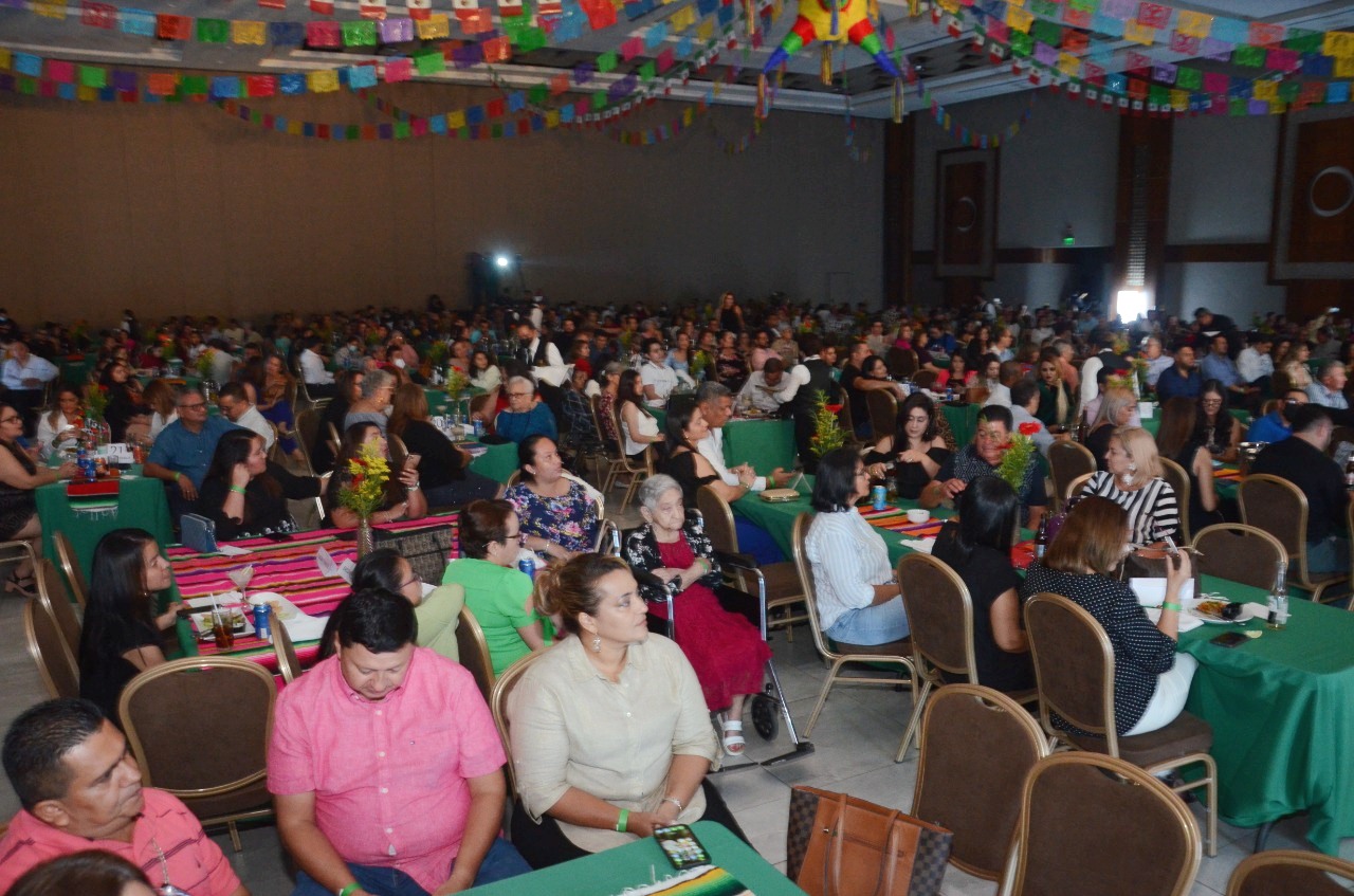 Gracibel Gómez, Julieta Guzmán y Lorena Alfaro 