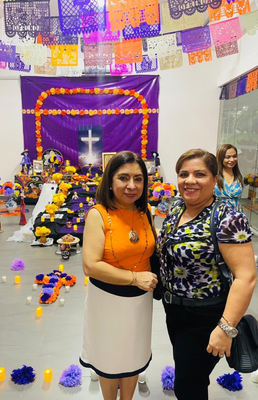 Consulado de México exhibe tradicional “Altar del Día de Muertos” en el Hotel Copantl