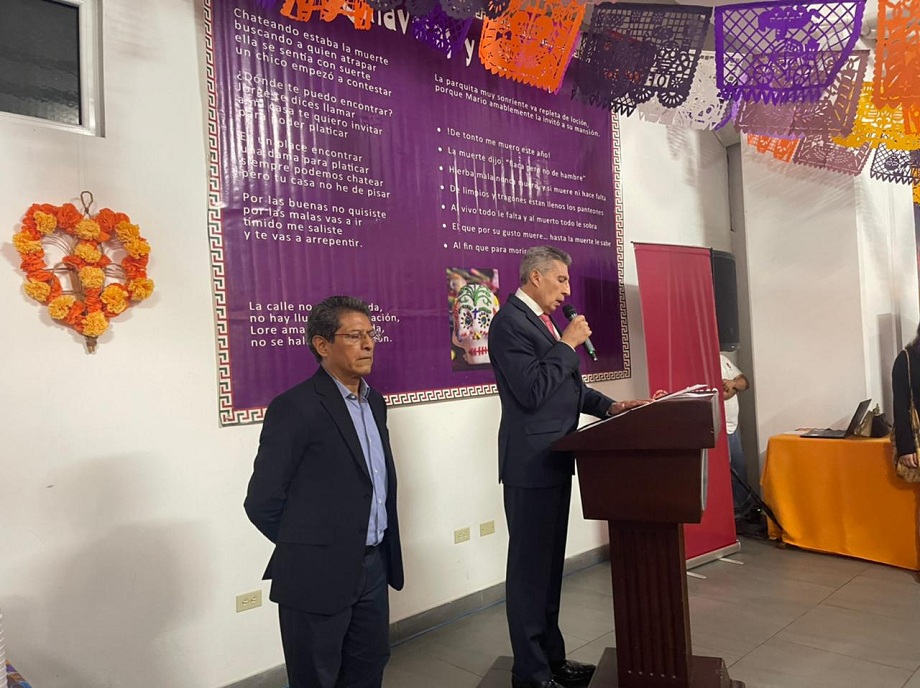 Consulado de México exhibe tradicional “Altar del Día de Muertos” en el Hotel Copantl