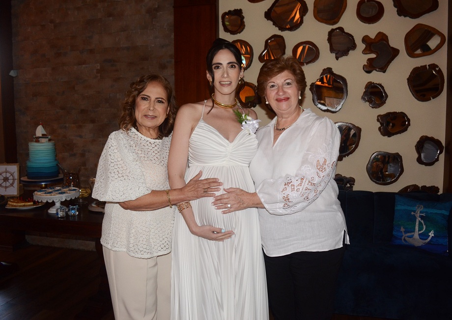 Jazmín de Handal ¡Feliz! con su baby shower al estilo náutico
