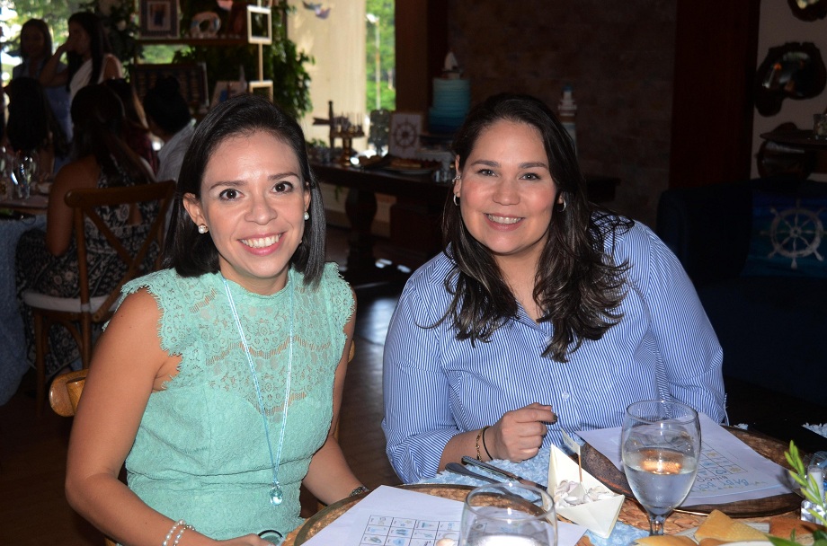 Jazmín de Handal ¡Feliz! con su baby shower al estilo náutico