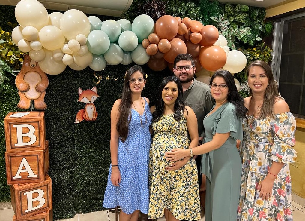 Ameno Baby shower para darle la bienvenido a Samuel Adrián