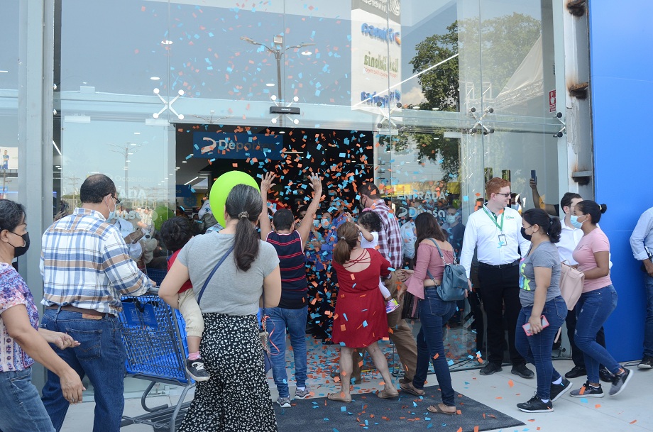 Diunsa inaugura su séptima tienda en Plaza Universal de San Pedro Sula