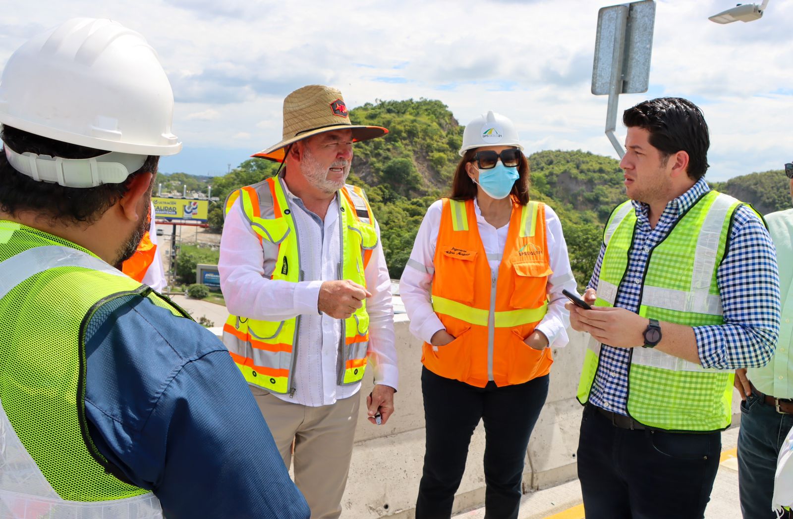 Paso a desnivel del Intercambiador del Este San Pedro Sula